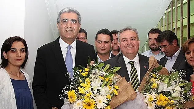 Karaman'da Konuk ve Şeker Mazbatalarını Aldı