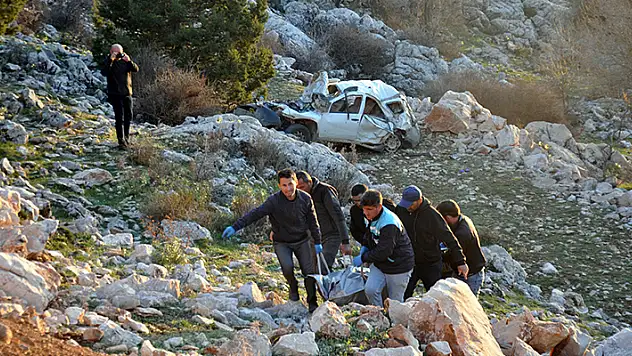 Karaman'da mermer ocağı işçilerinin bulunduğu cip şarampole yuvarlandı: 5 ölü, 1 yaralı