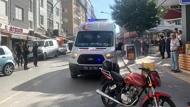 Karaman'da motosiklet yayaya çarptı! 
