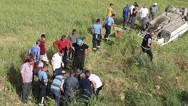Karaman'da otomobil devrildi: 1 ölü, 5 yaralı