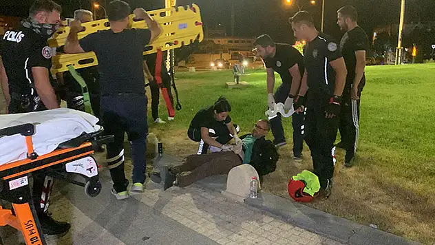 Karaman'da otomobile çarpmamak için manevra yapan motosikletli yaralandı
