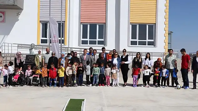 Karaman'da özel öğrencilere spor malzemesi dağıtıldı
