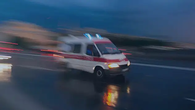 Karaman'da pencereden düşen yabancı uyruklu çocuk yaralandı

