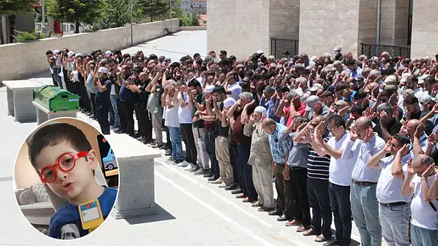 Karaman'da pencereden düşerek hayatını kaybeden 5 yaşındaki Kuzey'e acı veda
