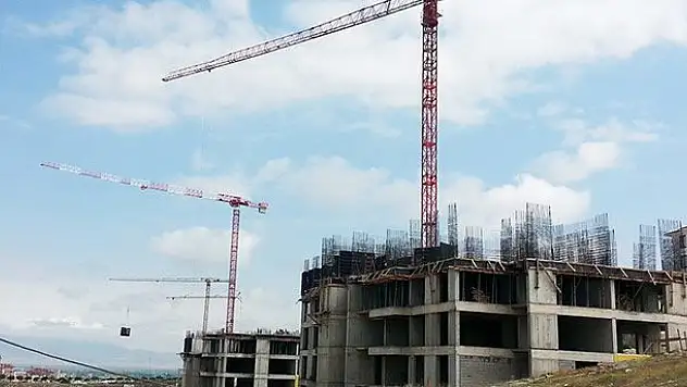Karaman'da Piri Reis Vadisi'nde binalar hızla yükseliyor