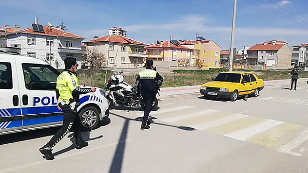 Karaman'da polis, kaçan sürücüyü takip sonucu yakaladı