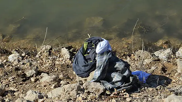Karaman'da serinlemek için gölete giren genç boğuldu