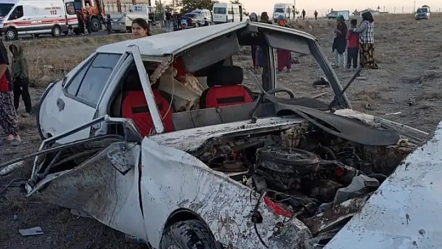 Karaman'da trafik kazası: 2 ölü, 1 yaralı
