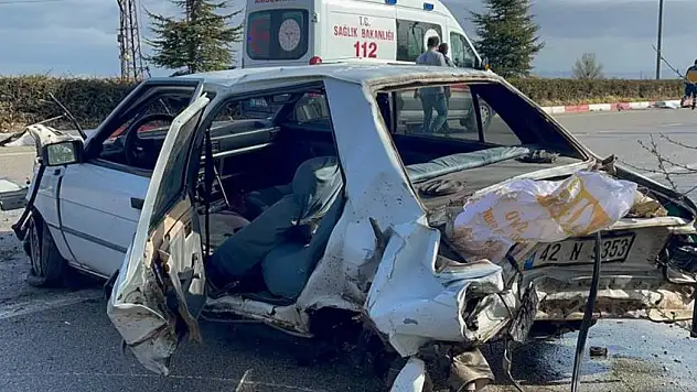 Karaman'da üç otomobilin karıştığı zincirleme kaza: 3 yaralı

