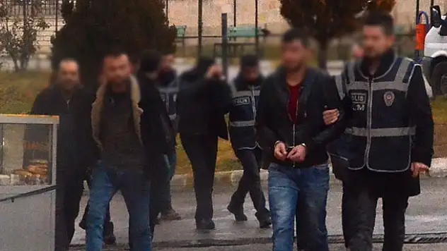 Karaman'da uyuşturucu operasyonu: 4 gözaltı