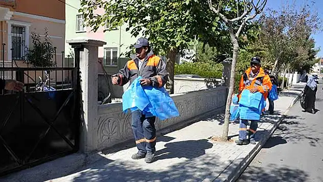 Karaman'da Vatandaşlara 90 Bin Kurban Poşeti Dağıtıldı