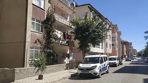 Karaman'da yatağında fenalaşan bebek hayatını kaybetti
