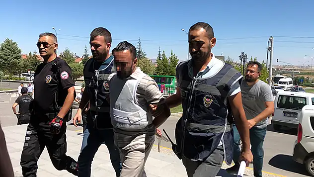 Karaman'daki çelik yelekli cinayet davasında 4 sanık tahliye edildi