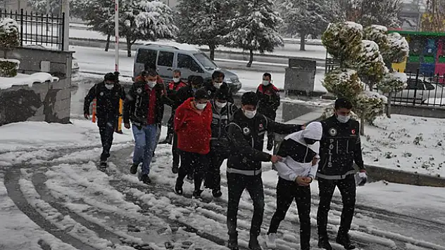 Karaman'daki uyuşturucu operasyonunda 7 kişi tutuklandı