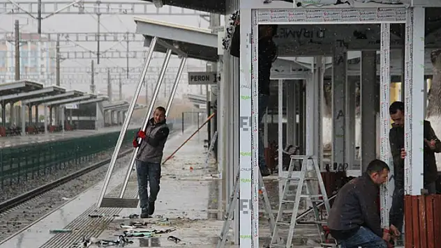 Karaman Garı'nda Yüksek Hızlı Tren hazırlıkları hızla sürüyor
