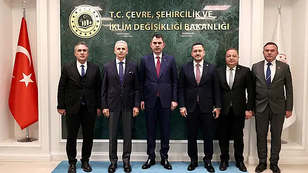 Karaman heyetinden Bakan Murat Kurum'a ziyaret