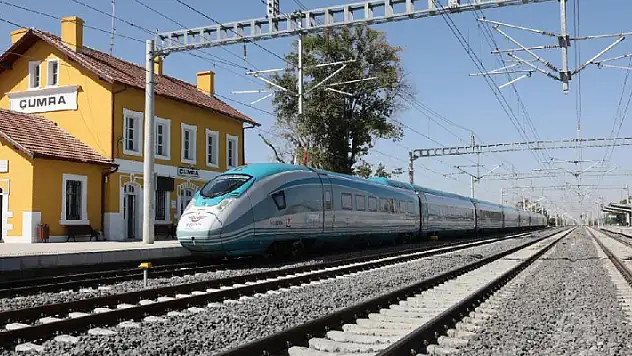 Karaman ile İstanbul ve Ankara arasında YHT ile bir ayda 110 bin yolcu seyahat etti
