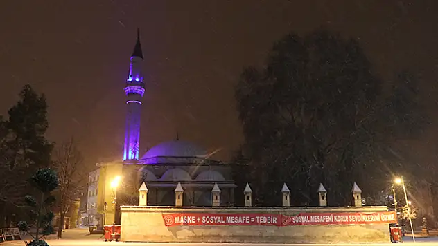 Karaman kar yağışı ile beyaza büründü