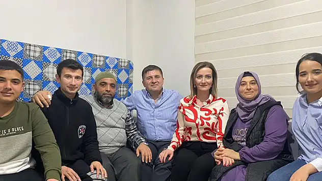 Karaman Valisi depremzede aileye misafir oldu
