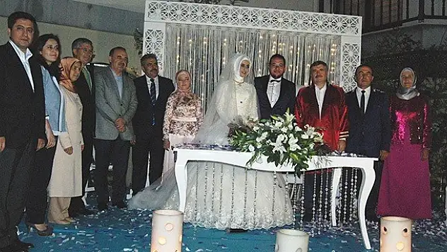 Karaman ve Burçak ailelerinin mutlu günü