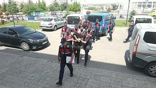 Karaman'da 400 bin liralık damlama borusu çalan 4 kişi tutuklandı
