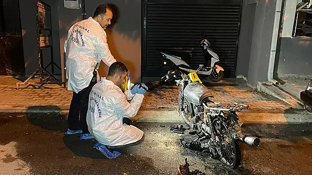 Karaman'da bir kişi iddia üzerine motosikletini yaktı