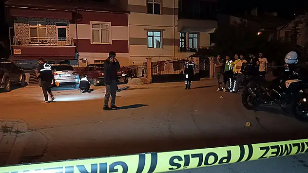 Karaman'da bir kişi tartıştığı kız arkadaşının babasını ve ağabeyini pompalı tüfekle vurdu
