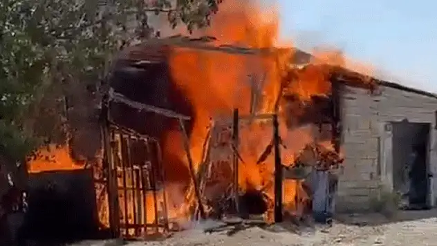 Karaman'da depo yangını