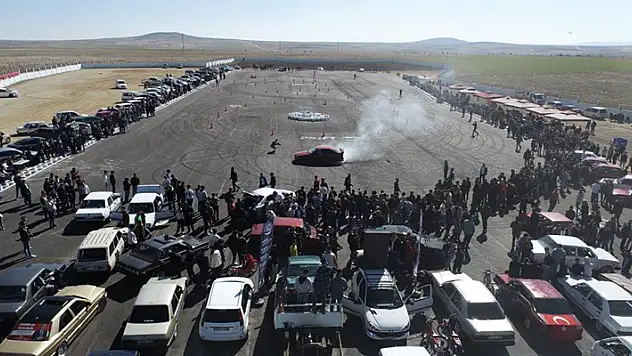 Karaman'da drift alanı ve maket hava aracı pisti törenle açıldı

