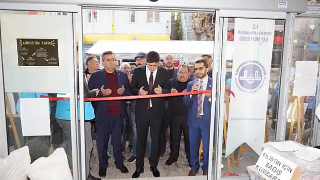Karaman'da Filistin yararına Hayır Çarşısı açıldı
