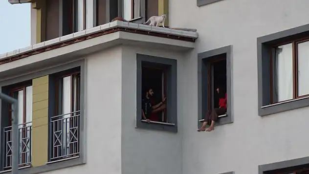 Karaman'da intihara kalkışan yabancı uyruklu kadını polis ikna etti
