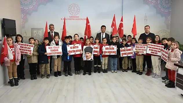 Karaman'da minik öğrencilerden duygulandıran etkinlik
