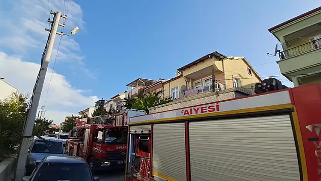 Karaman'da öfkeli koca evin çatısını ateşe verdi