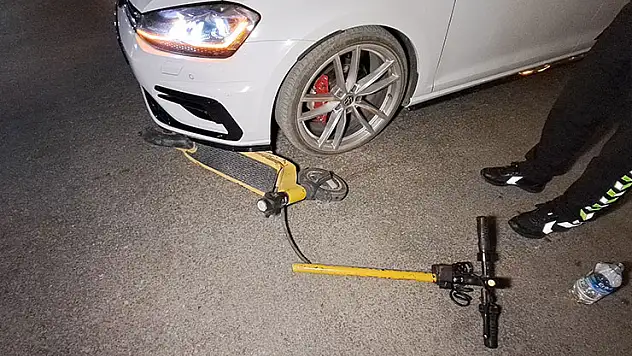 Karaman'da otomobil ile elektrikli skuter çarpıştı: 2 yaralı