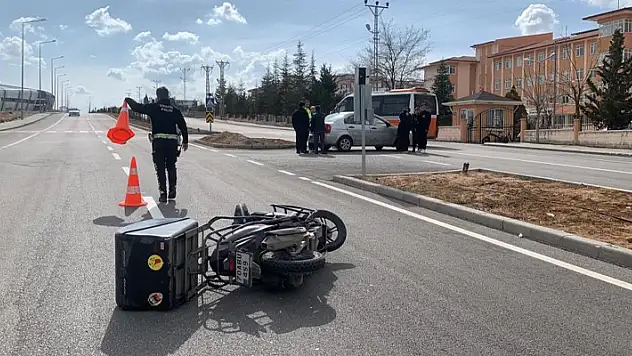 Karaman'da otomobille motosiklet çarpıştı: 1 yaralı
