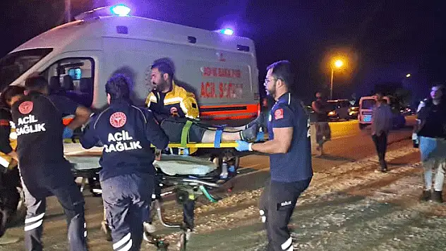 Karaman'da panelvan araç takla attı: 5'i çocuk 7 yaralı