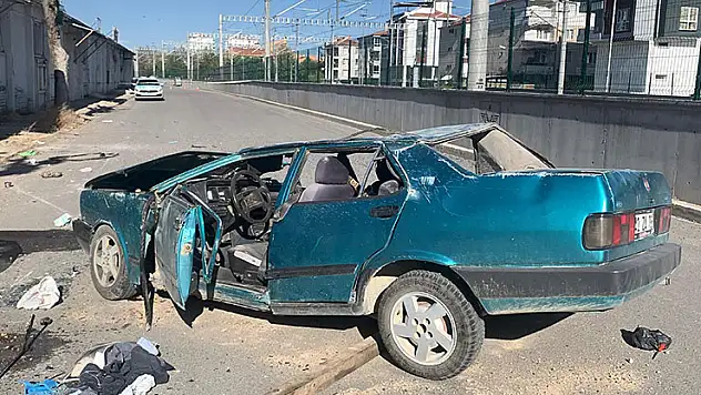 Karaman'da takla atan Tofaş demir yığınına döndü