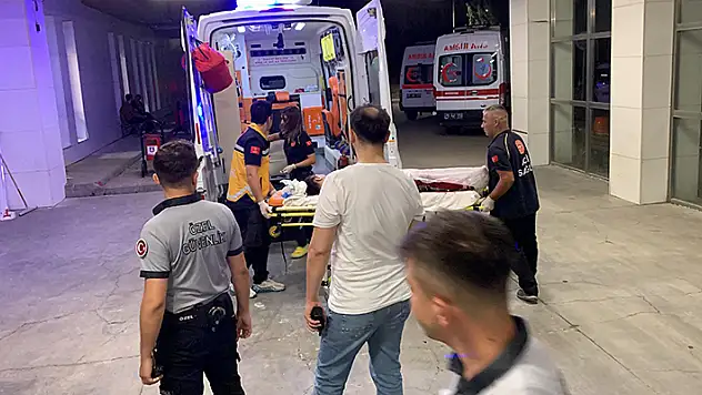 Karaman'da tanıdığı bir şahıs tarafından bıçaklanan kadın yaralandı
