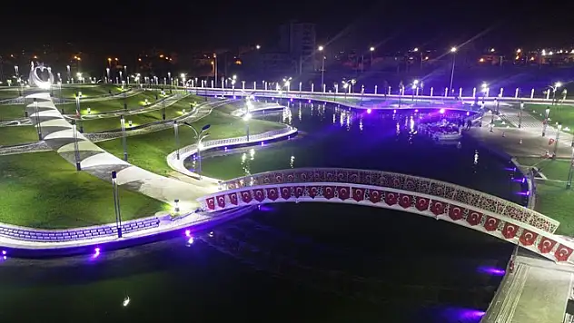 Karaman'ın yeni şehir parkı hizmete açıldı
