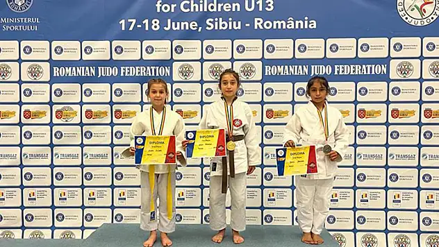 Karamanlı Milli Judocu Leyla Abanoz'un Balkan Şampiyonu olması sevindirdi
