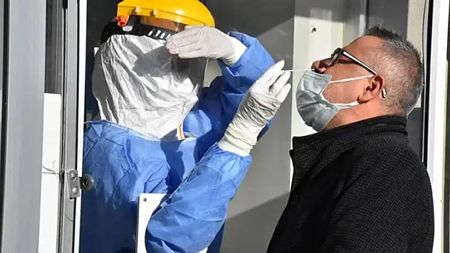 Karantina rehberi güncellendi: Temaslılar ne kadar izolasyonda kalacak?