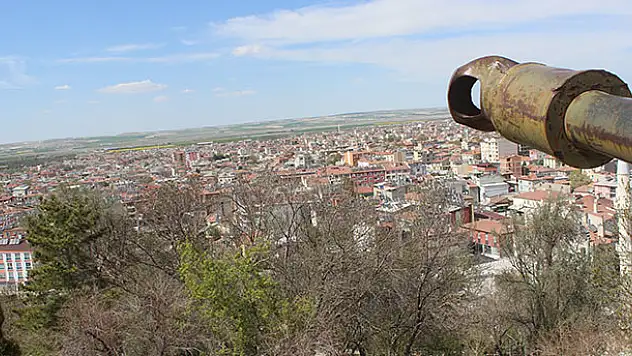 Karapınar'da iftar ve sahur vaktinde top atışları geleneği sürüyor