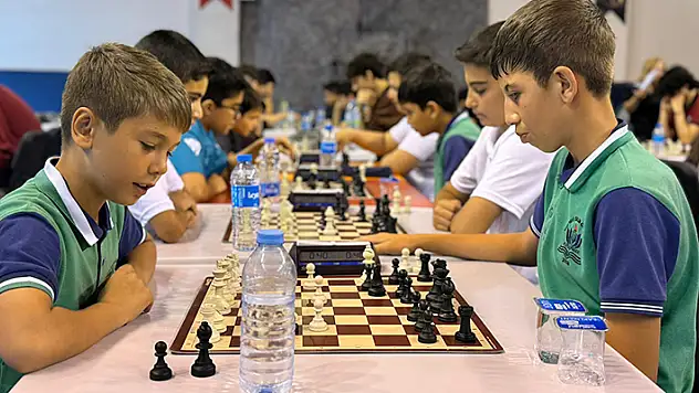 Karapınar'da satranç heyecanı yaşandı