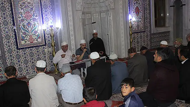 Karapınar'da şehitler için mevlit okutuldu