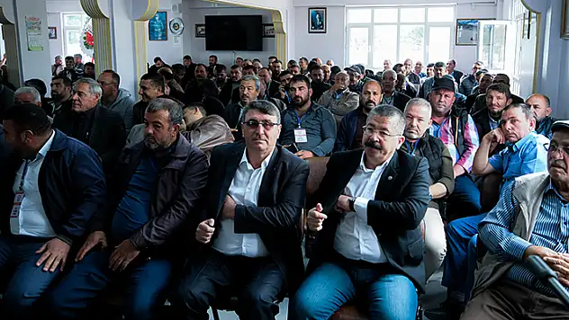 Karapınar'da Şoförler Nakliyeciler ve Motorlu Taşıyıcılar Kooperatifi'nde toplantı yapıldı
