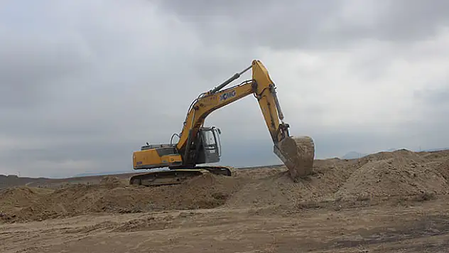 Karapınar'da sosyal konut inşaatlarının yapımına başlandı
