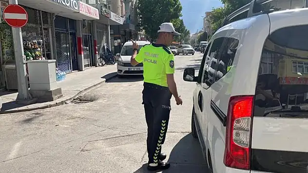 Karapınar'da trafik kurallarına uymayan sürücülere ceza
