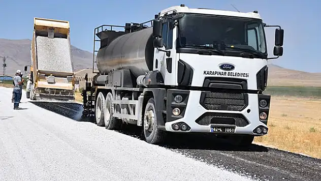 Karapınar'da yol yapım çalışaması sürüyor