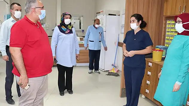 Karapınar Süt Üreticileri Birliğinden sağlık çalışanlarına moral ziyareti