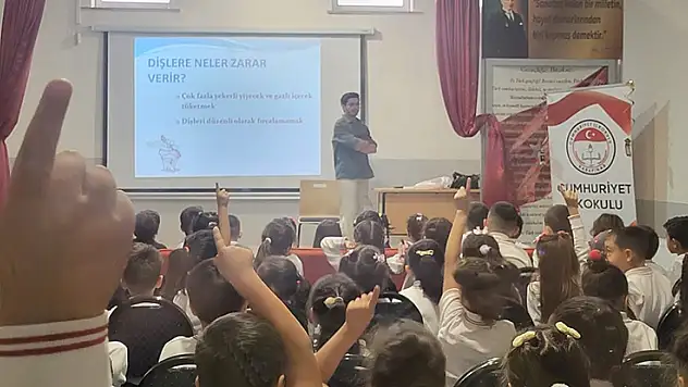 Karapınar'da ilkokul öğrencilerine ağış diş sağlığı eğitimi